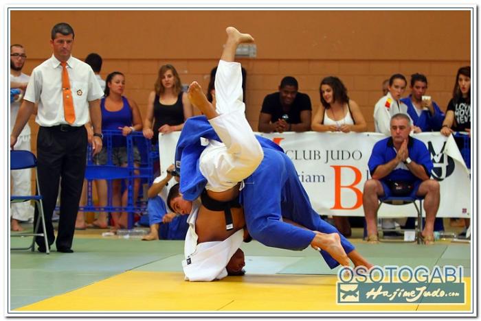 JCMB2011 90072